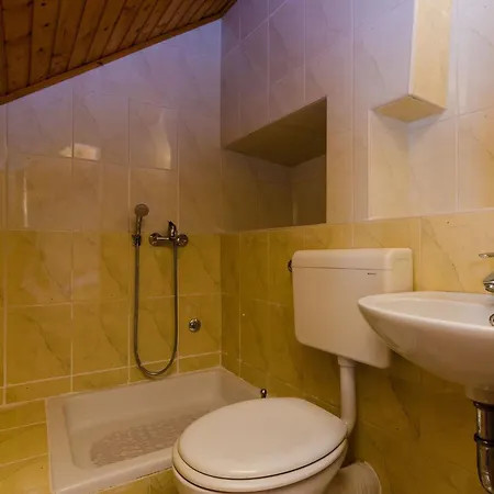Holiday home St George - Two Bedroom With View *