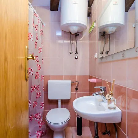 St George - Two Bedroom With View Holiday home